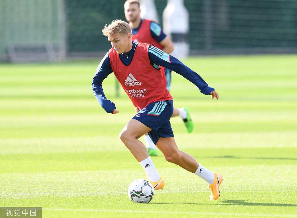 壹号娱乐阿森纳篮板制胜备战全明星赛穆古鲁扎迎来五赛季高光表现，今晨拉齐奥调整名单——欧联节点到来直接炸裂的简单介绍